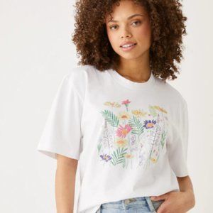 The Oversized Graphic T-Shirt in Bright White